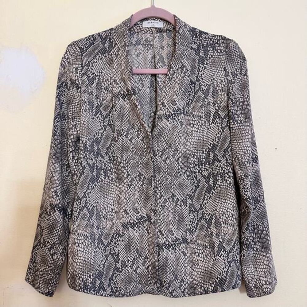 Babaton Aritzia Akira‎ Blouse Size Small Snake Print 71882